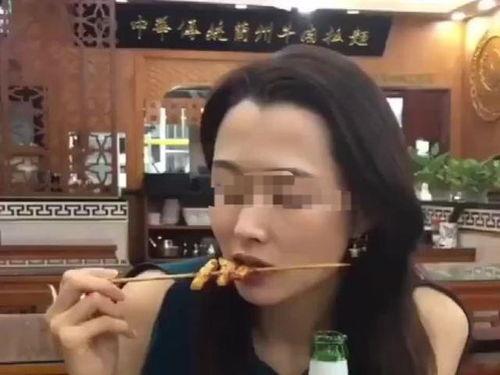 女大学生娱乐圈吃瓜视频,揭秘明星幕后生活